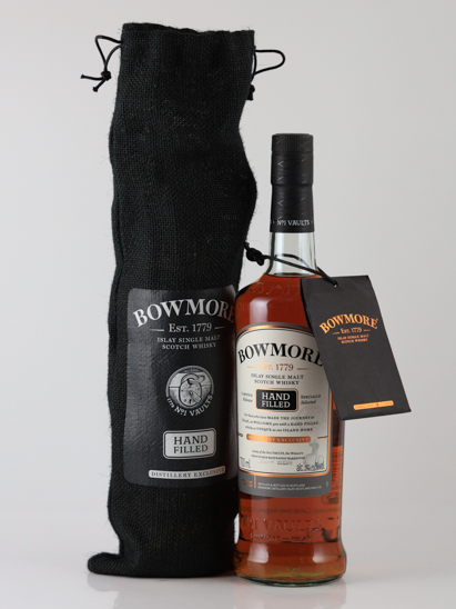 Bowmore 2005 Hand Filled
