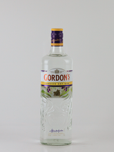 Load image into Gallery viewer, Gordon's London Dry Gin 43%