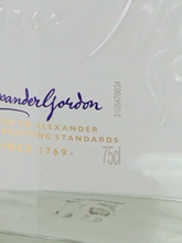 Load image into Gallery viewer, Gordon's London Dry Gin 43%