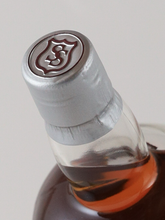Load image into Gallery viewer, Silver Seal Old Navy Rum 2024 Edition