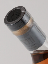 Load image into Gallery viewer, Macbeth Collection Act 2 Jura 17 years 48.5%