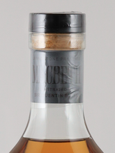 Load image into Gallery viewer, Macbeth Collection Act 2 Jura 17 years 48.5%