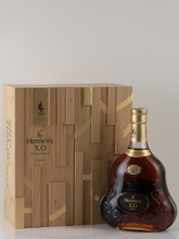 Load image into Gallery viewer, Hennessy XO Season 4 NBA Limited Edition