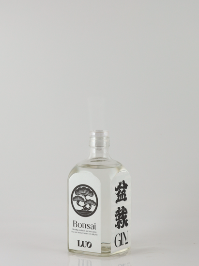 LUO Bonsai Gin