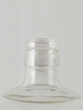 Load image into Gallery viewer, LUO Bonsai Gin
