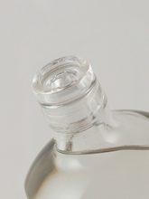 Load image into Gallery viewer, LUO Palo Santo Gin