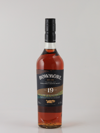 Bowmore 19 Year Old Pinot Noir Cask Finish