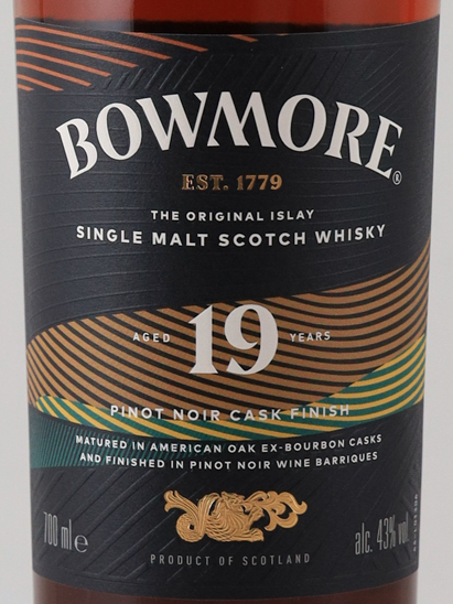Bowmore 19 Year Old Pinot Noir Cask Finish