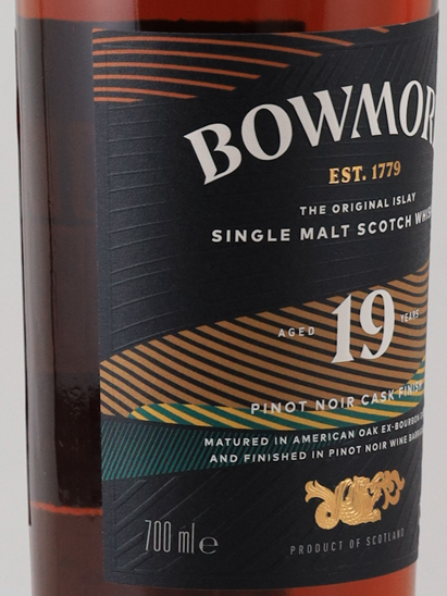 Bowmore 19 Year Old Pinot Noir Cask Finish