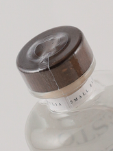 Load image into Gallery viewer, Dishonest London Dry Gin