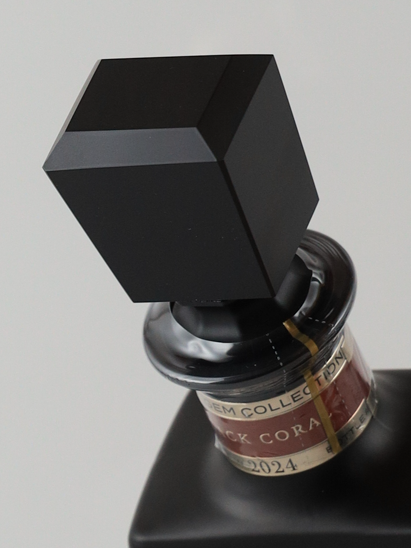 A.H. Riise Black Coral
