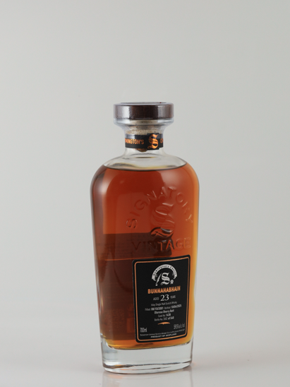 Signatory Bunnahabhain 23 Years Old 2001 59.5%