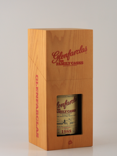 Glenfarclas Family Cask 1988/2022 49.5%