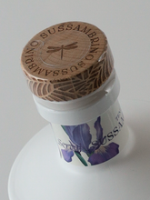Load image into Gallery viewer, Servaj Dry Gin Iris