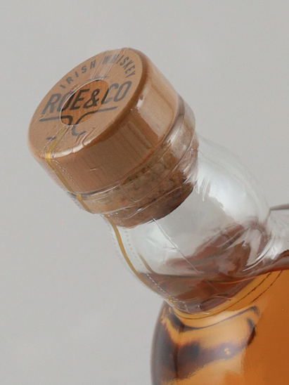 Low & Co 13 Year Cask Strength 56.9%