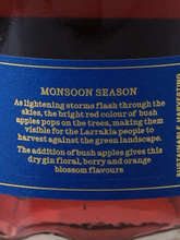 Load image into Gallery viewer, australian bush apple gin