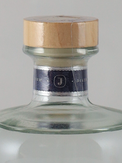Juniperium Navy Strength Gin