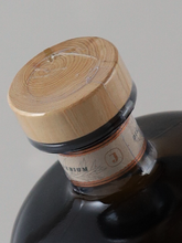 Load image into Gallery viewer, Juniperium Blended Dry Gin
