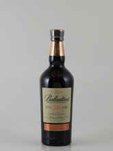 Load image into Gallery viewer, Ballantine's 30 Years [Authorized Import]