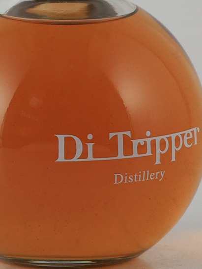 Behind the Cask De Tripper Harvest -23.3 No dedicated cork pedestal 500ml