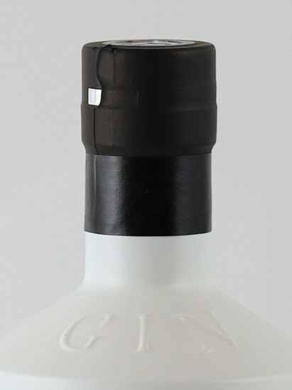 Panda Organic Gin 700ml (bottle dirty)