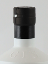 Load image into Gallery viewer, Panda Organic Gin 700ml (bottle dirty)
