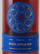 Load image into Gallery viewer, Australian Bushapple Gin (defective label)