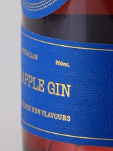 Load image into Gallery viewer, Australian Bushapple Gin (defective label)