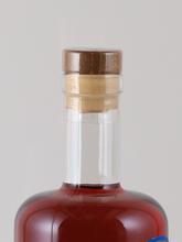 Load image into Gallery viewer, Australian Bushapple Gin (defective label)