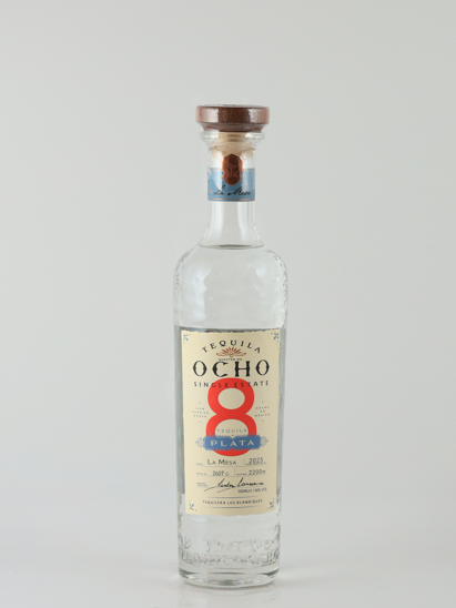 Ocho Blanco 2025