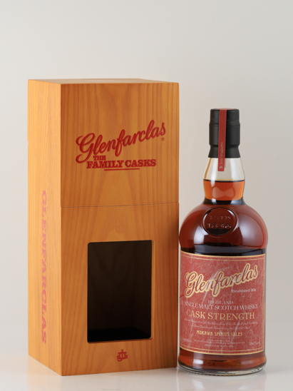 Glenfarclas 9 years 2016 for MSS 59.7% (with wooden box)