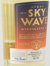 Load image into Gallery viewer, Sky Wave Orange &amp; Madagascar Vanilla Gin