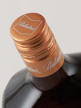 Load image into Gallery viewer, Ballantine's Single 1L