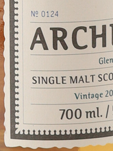 Load image into Gallery viewer, Archives Glencadam 14 years 2011 57.3%