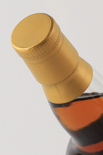 Load image into Gallery viewer, Club Qing Williamson 10 Year Old 2015 Hong Kong Bars Joint Bottling 53.1%