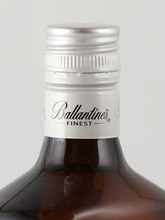 Load image into Gallery viewer, Ballantine's Finest KISS Edition