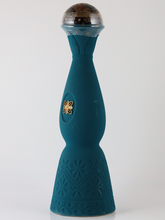 Load image into Gallery viewer, Clase Azul Mezcal Guerrero - image 4