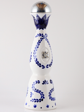 Load image into Gallery viewer, Clase Azul Tequila Reposado - image 3