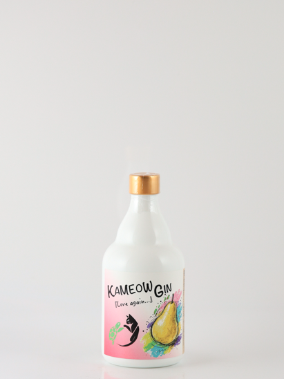 Niigata Kameda Distillery KAMEOW GIN Love again...
