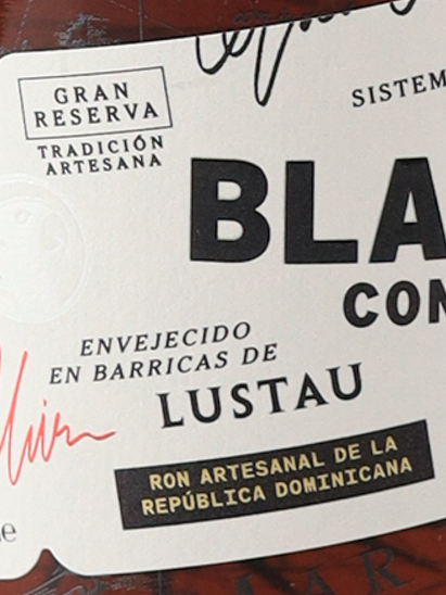 Contrabando Black Rum 15 Year Old - image 5