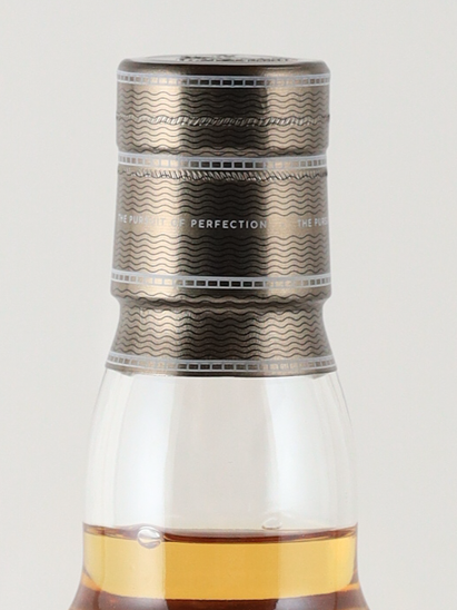 Connoisseurs Choice Cask Strength Craigellachie 21 Year Old 2002 57.9% - image 9