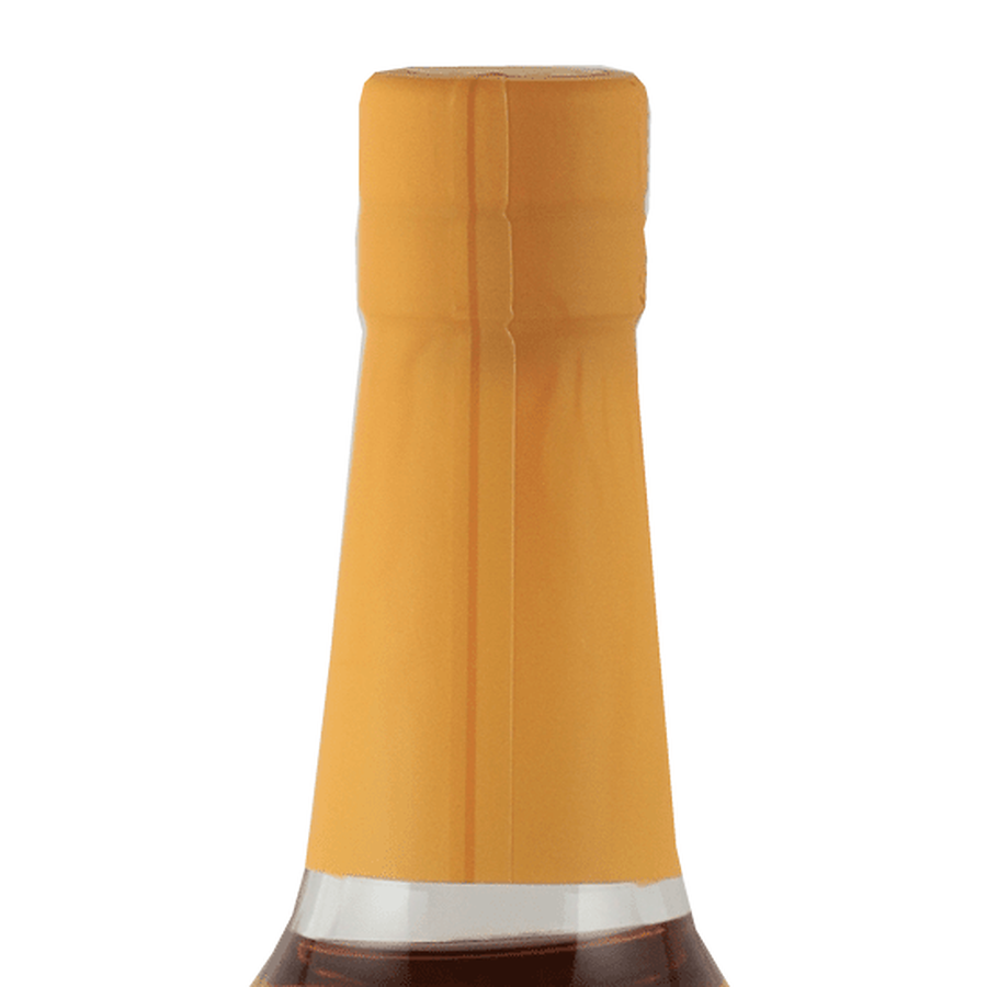 Kanosuke Double Distillery 2025 bottle neck with gold capsule and vertical seam