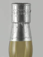 Load image into Gallery viewer, Akkeshi Single Malt HOKUSAI NORTH COLORS Suirei - Bottle Of Japan