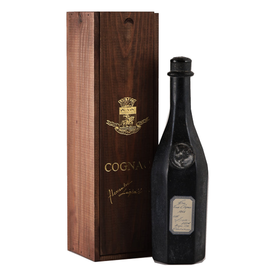 Alexandre Leopold 1965/1992 Cognac, bottle beside its wooden presentation box