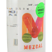Load image into Gallery viewer, Amaras Verde Momento (10) Mezcal 700ml - Artwork label left angle