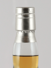 Load image into Gallery viewer, Artist Collective Ben Nevis 7 Year Old 2017 - Bottle Of Japan