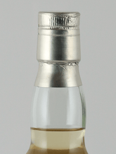 Load image into Gallery viewer, Artist Collective Caol Ila 8 Year Old 2015 - Bottle Of Japan