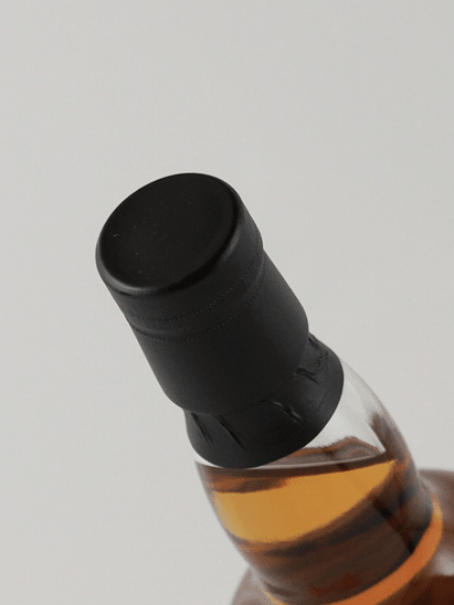 Black Adder Raw Cask Smoking Islay 11 Year Old - Bottle Of Japan