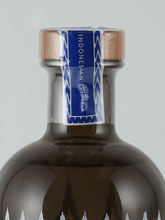 Load image into Gallery viewer, BOBBY'S 700ml - Bottle Of Japan
