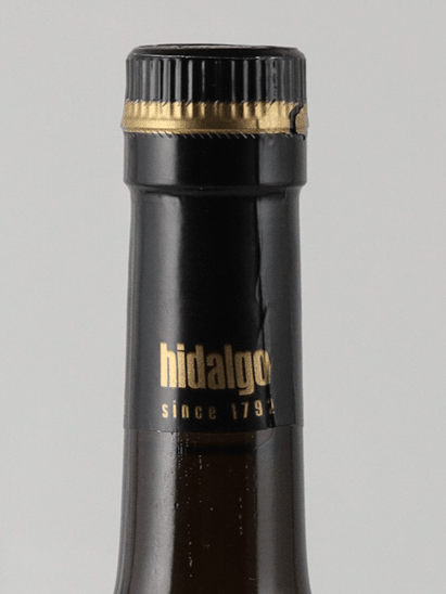 Bodegas Hidalgo La Gitana Amontillado Napoleon - Bottle Of Japan